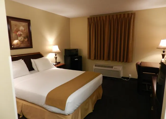 Luxury Inn & Suites Troy